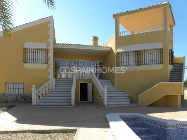 3 sovrum Villa till salu i La Manga del Mar Menor med pool - 780 000 € (Ref: 9735169)