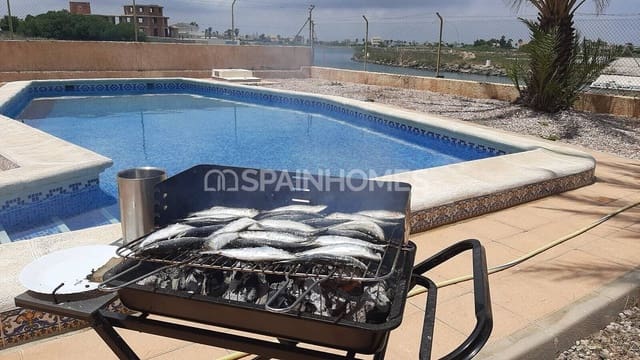 3 sovrum Villa till salu i La Manga del Mar Menor med pool - 780 000 € (Ref: 9735169)
