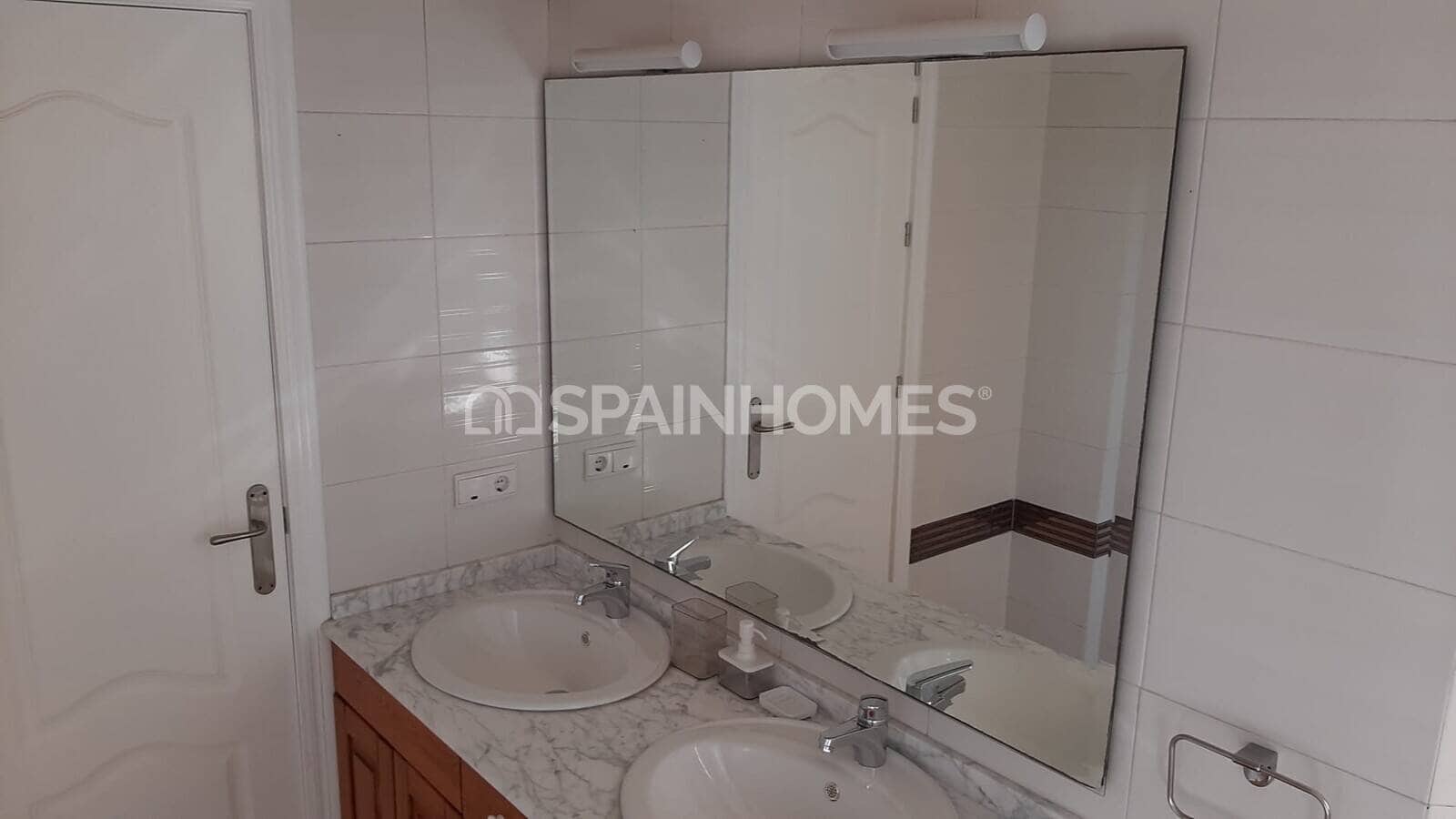 3 bedroom Villa for sale in La Manga del Mar Menor with pool - € 780,000 (Ref: 9735169)