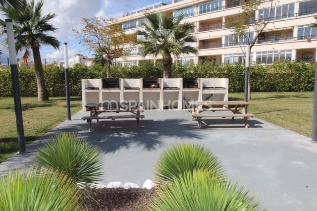 3 soveværelse Lejlighed til salg i Playa Flamenca, Orihuela med swimmingpool - € 590.000 (Ref: 9735172)