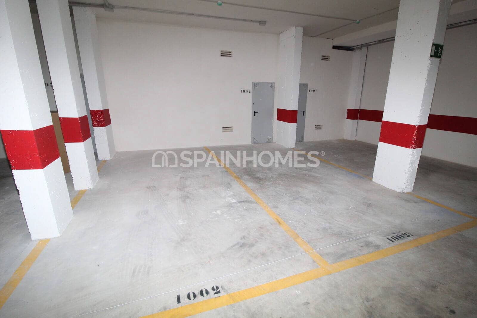 3 bedroom Flat for sale in Playa Flamenca with pool - € 590,000 (Ref: 9735172)