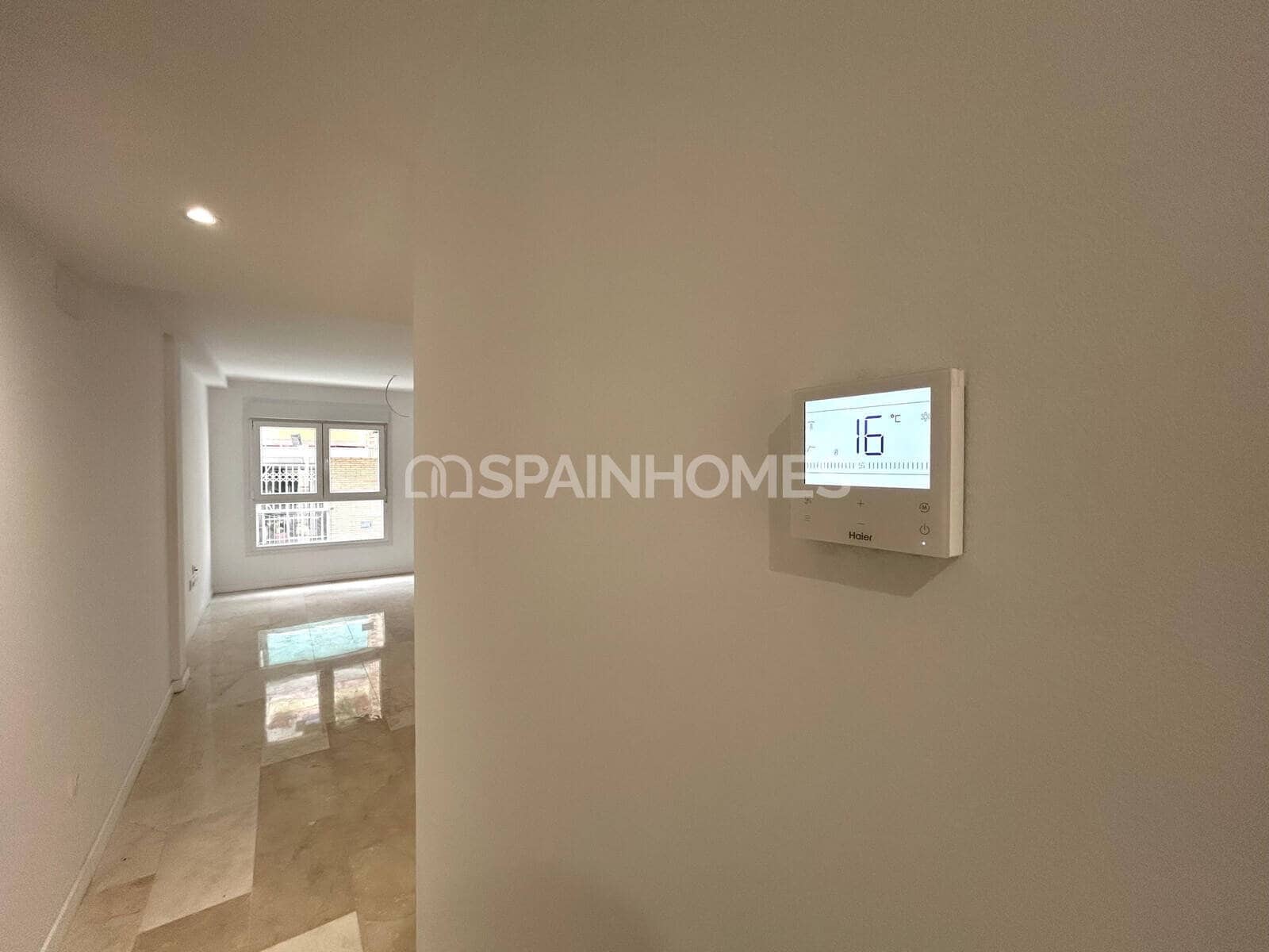 2 slaapkamer Flat te koop in Alicante stad - € 235.000 (Ref: 9735173)