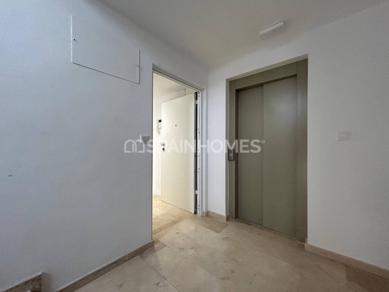 2 slaapkamer Flat te koop in Alicante stad - € 235.000 (Ref: 9735173)