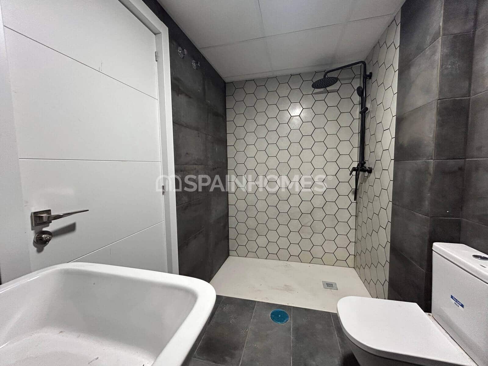 2 slaapkamer Flat te koop in Alicante stad - € 235.000 (Ref: 9735173)
