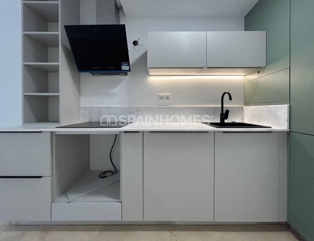 2 Zimmer Wohnung zu verkaufen in Carolinas Altas, Alicante / Alacant Stadt - 235.000 € (Ref: 9735173)