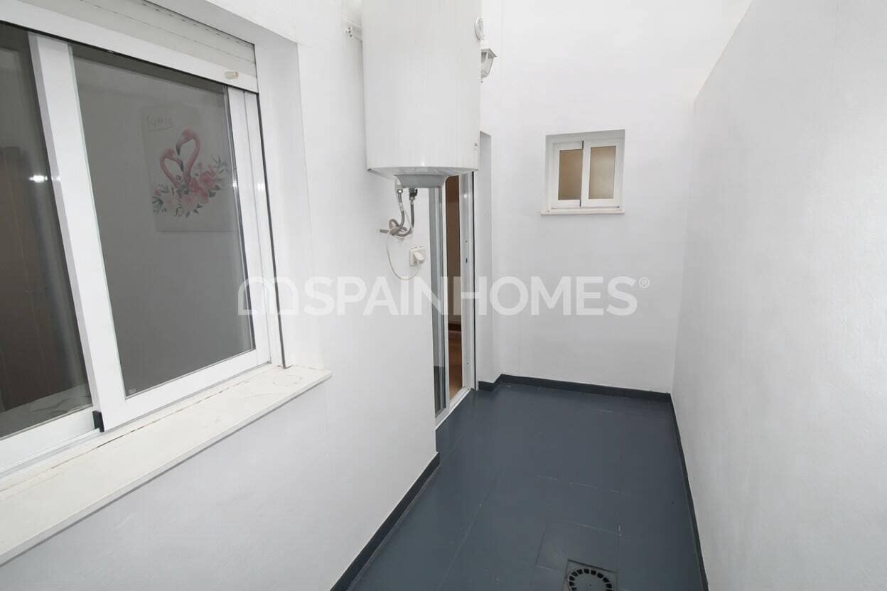 3 bedroom Flat for sale in Gran Alacant with pool - € 285,000 (Ref: 9735175)