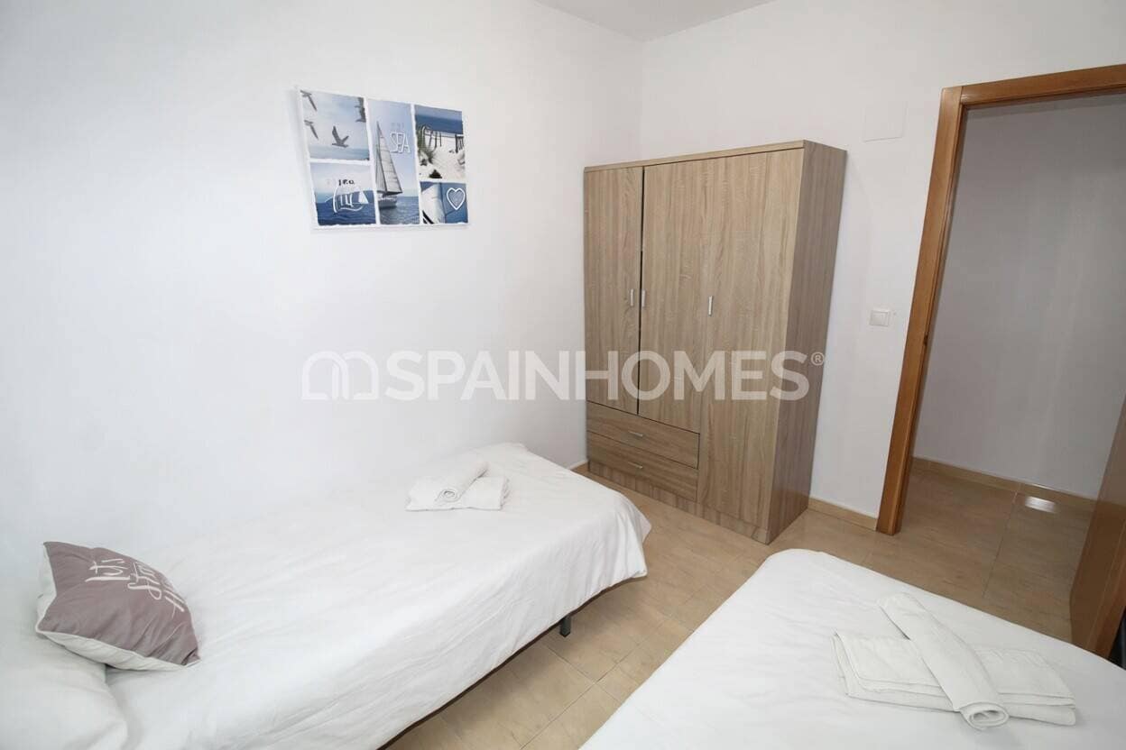 3 bedroom Flat for sale in Gran Alacant with pool - € 285,000 (Ref: 9735175)