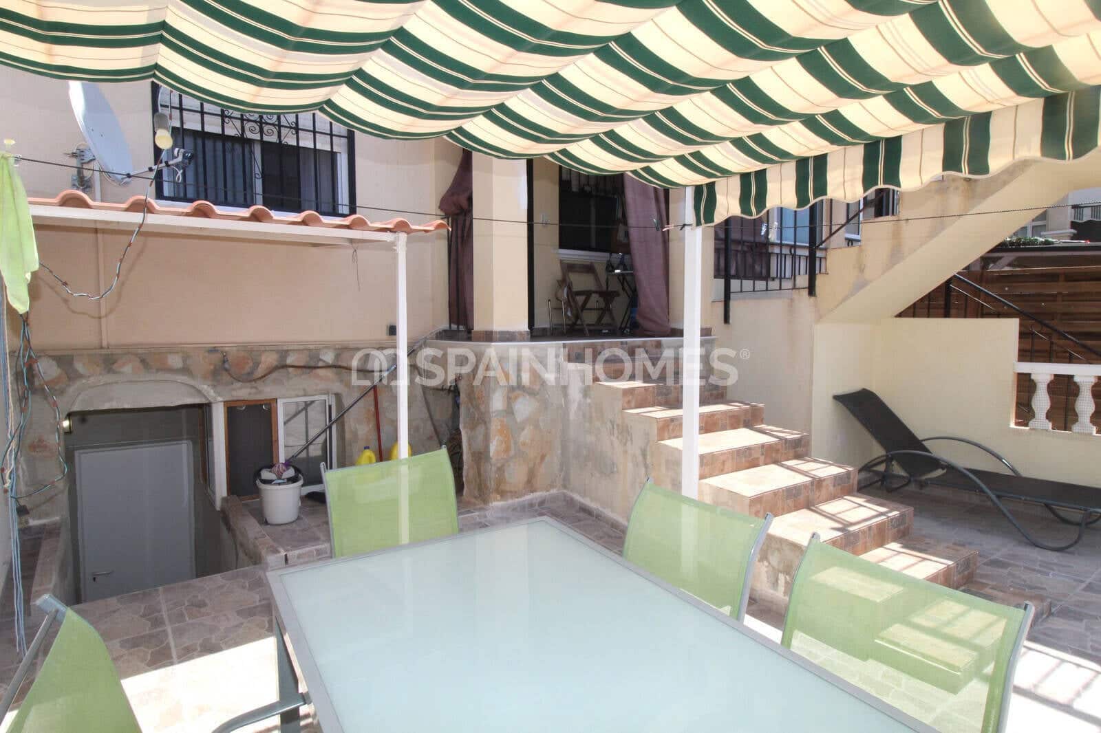 3 bedroom Flat for sale in La Zenia with pool - € 200,000 (Ref: 9735176)