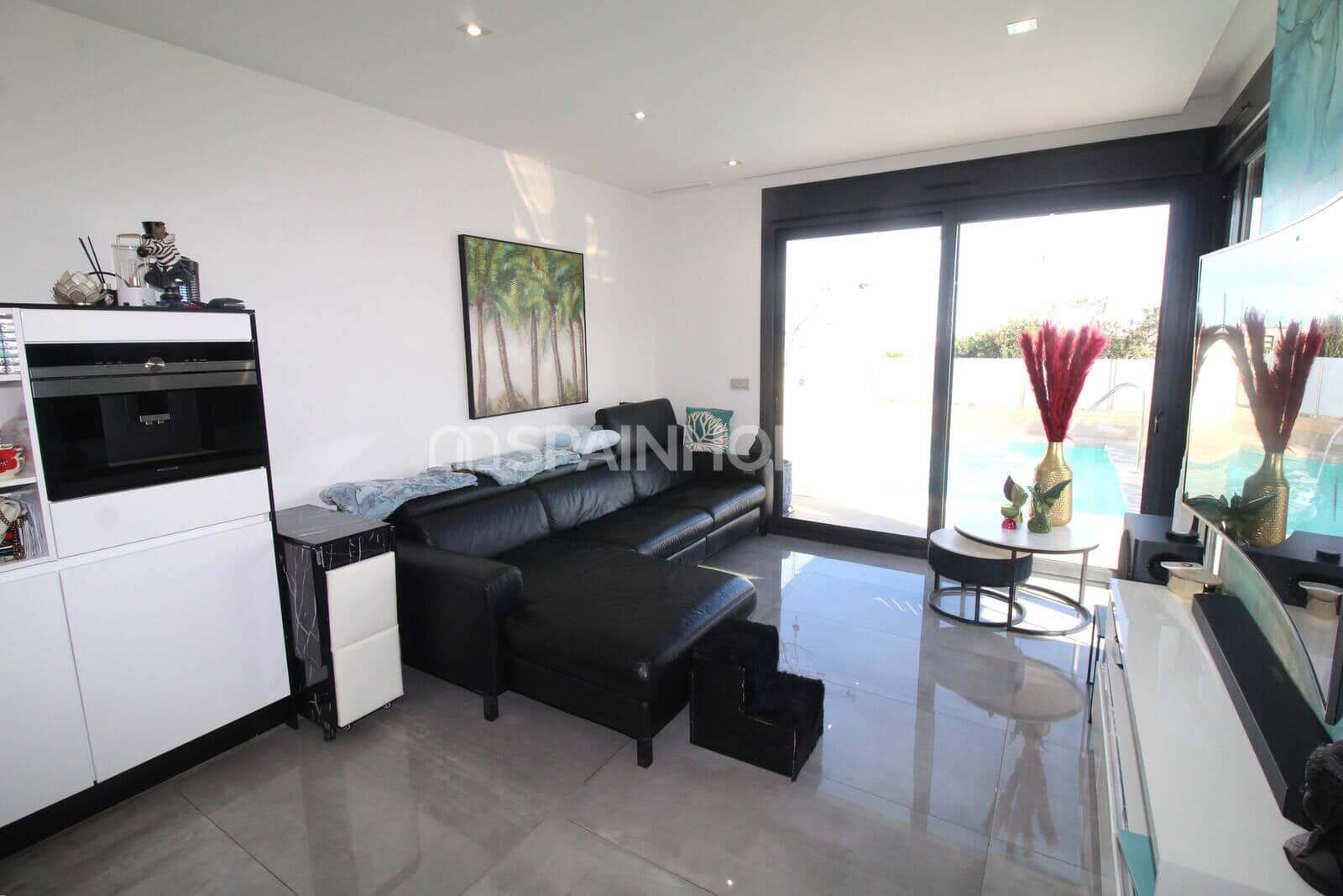 3 bedroom Villa for sale in Los Altos with pool - € 650,000 (Ref: 9735178)