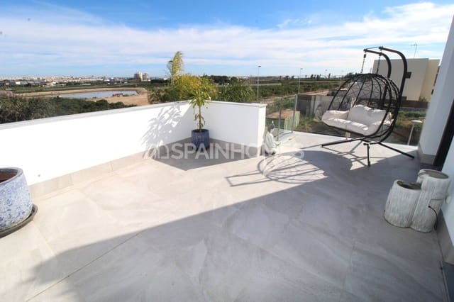 3 bedroom Villa for sale in Los Altos with pool - € 650,000 (Ref: 9735178)