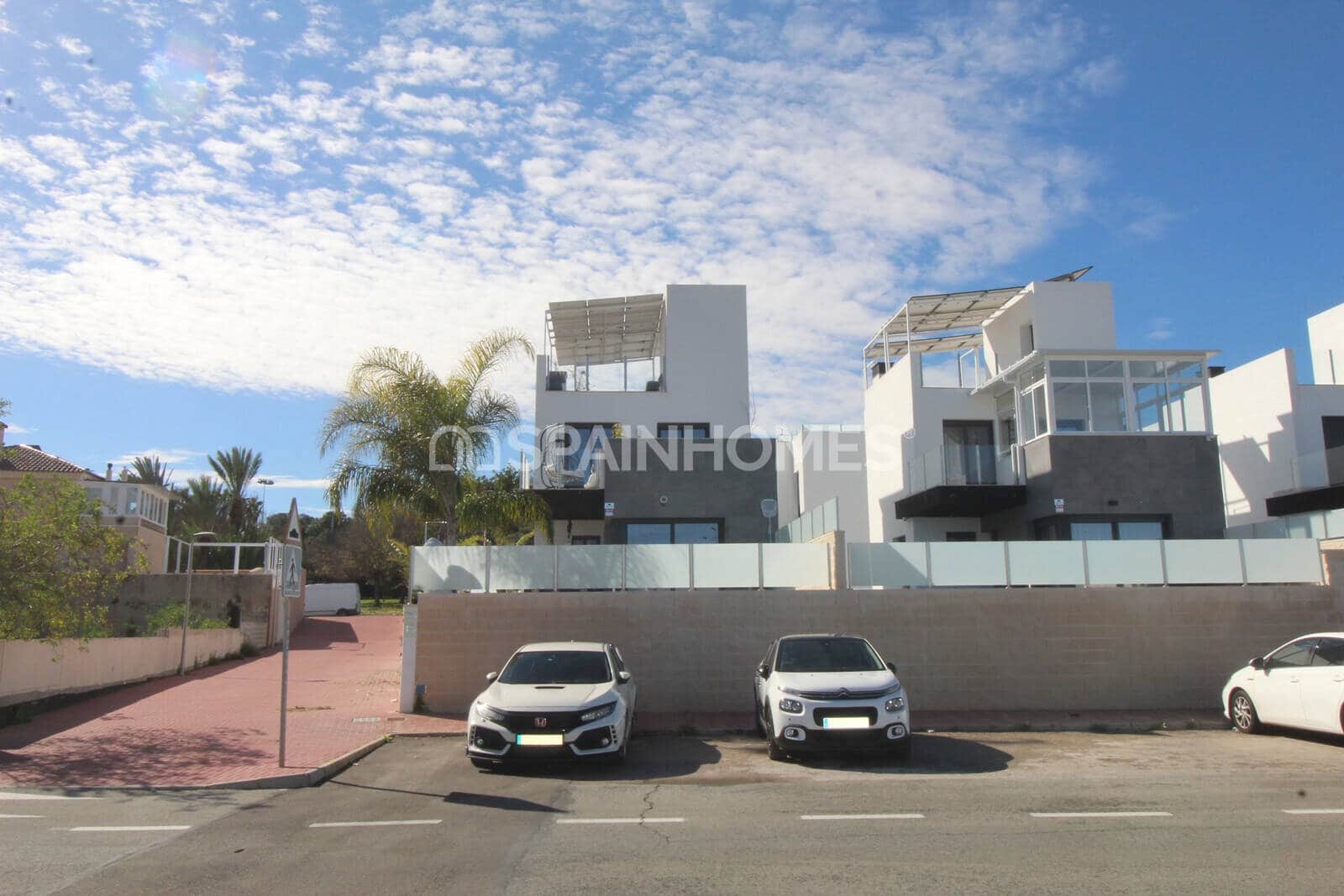 3 bedroom Villa for sale in Los Altos with pool - € 650,000 (Ref: 9735178)