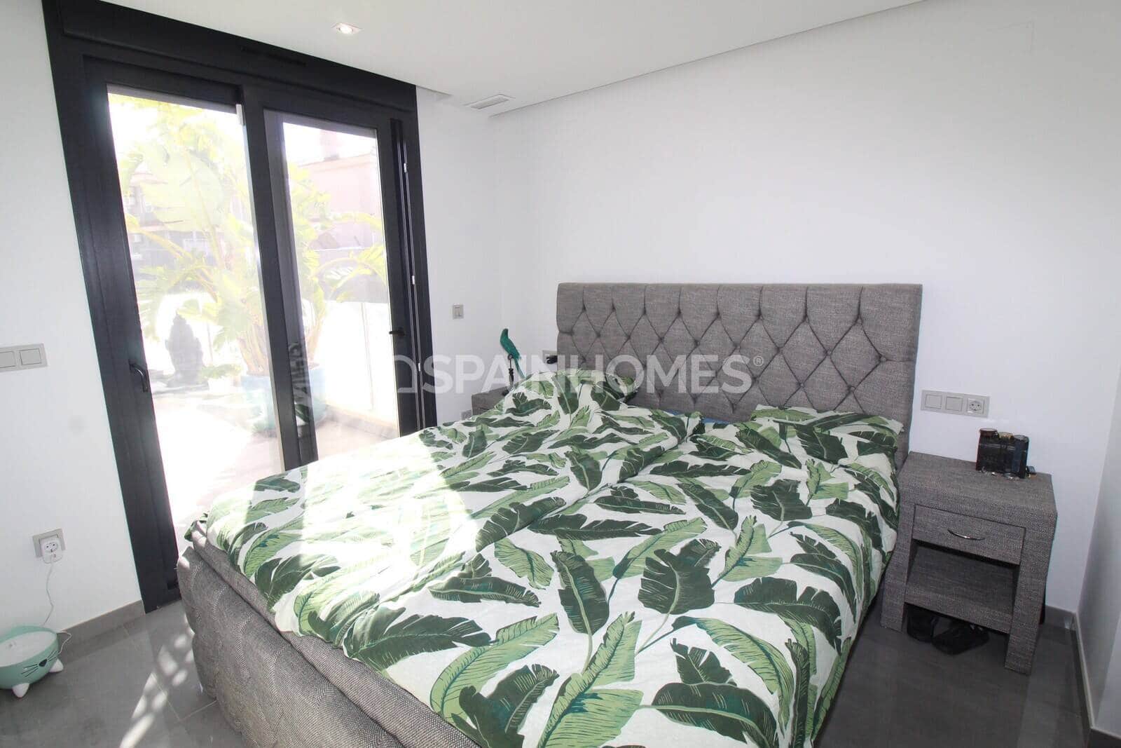 3 bedroom Villa for sale in Los Altos with pool - € 650,000 (Ref: 9735178)