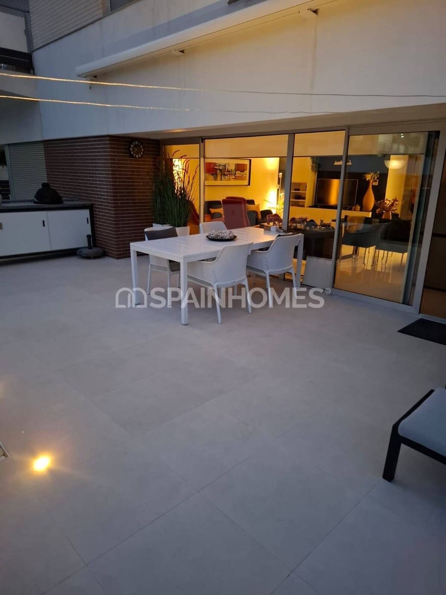 3 bedroom Flat for sale in La Zenia with pool - € 315,000 (Ref: 9735179)