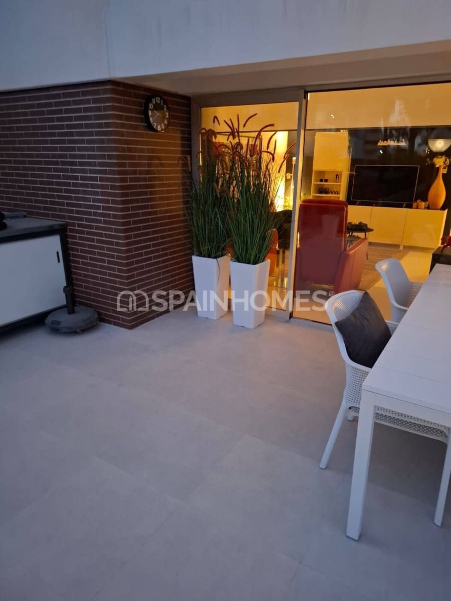3 bedroom Flat for sale in La Zenia with pool - € 315,000 (Ref: 9735179)