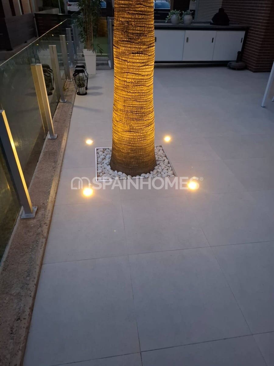 3 bedroom Flat for sale in La Zenia with pool - € 315,000 (Ref: 9735179)