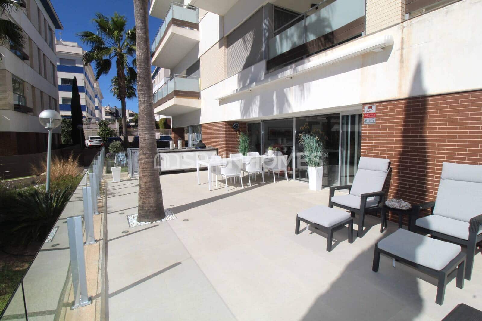 3 bedroom Flat for sale in La Zenia with pool - € 315,000 (Ref: 9735179)