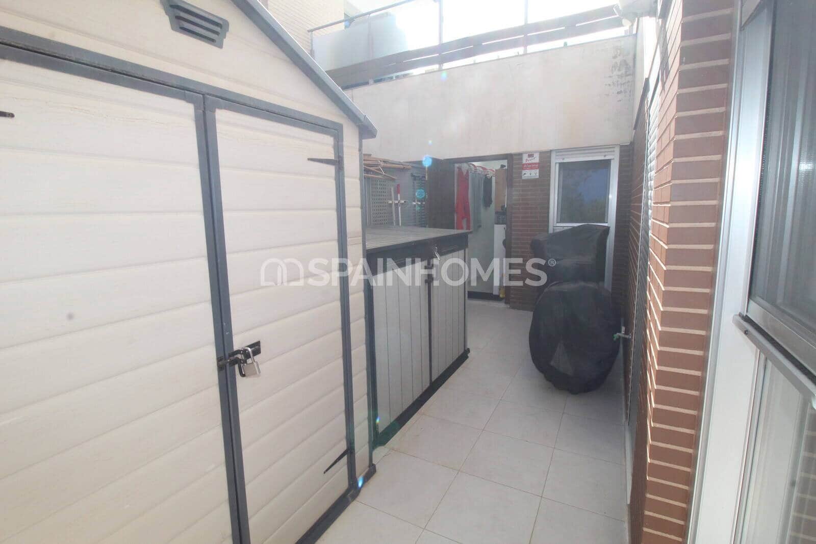 3 bedroom Flat for sale in La Zenia with pool - € 315,000 (Ref: 9735179)