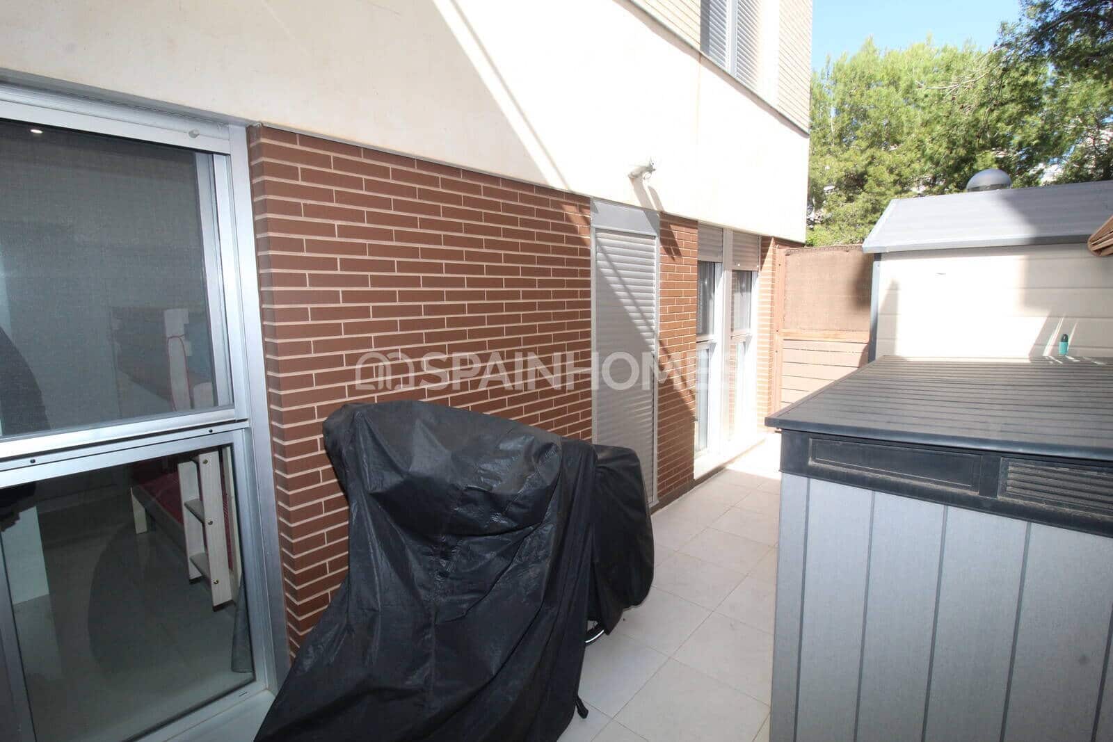 3 bedroom Flat for sale in La Zenia with pool - € 315,000 (Ref: 9735179)