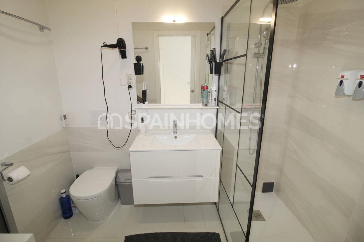 3 bedroom Flat for sale in La Zenia with pool - € 315,000 (Ref: 9735179)