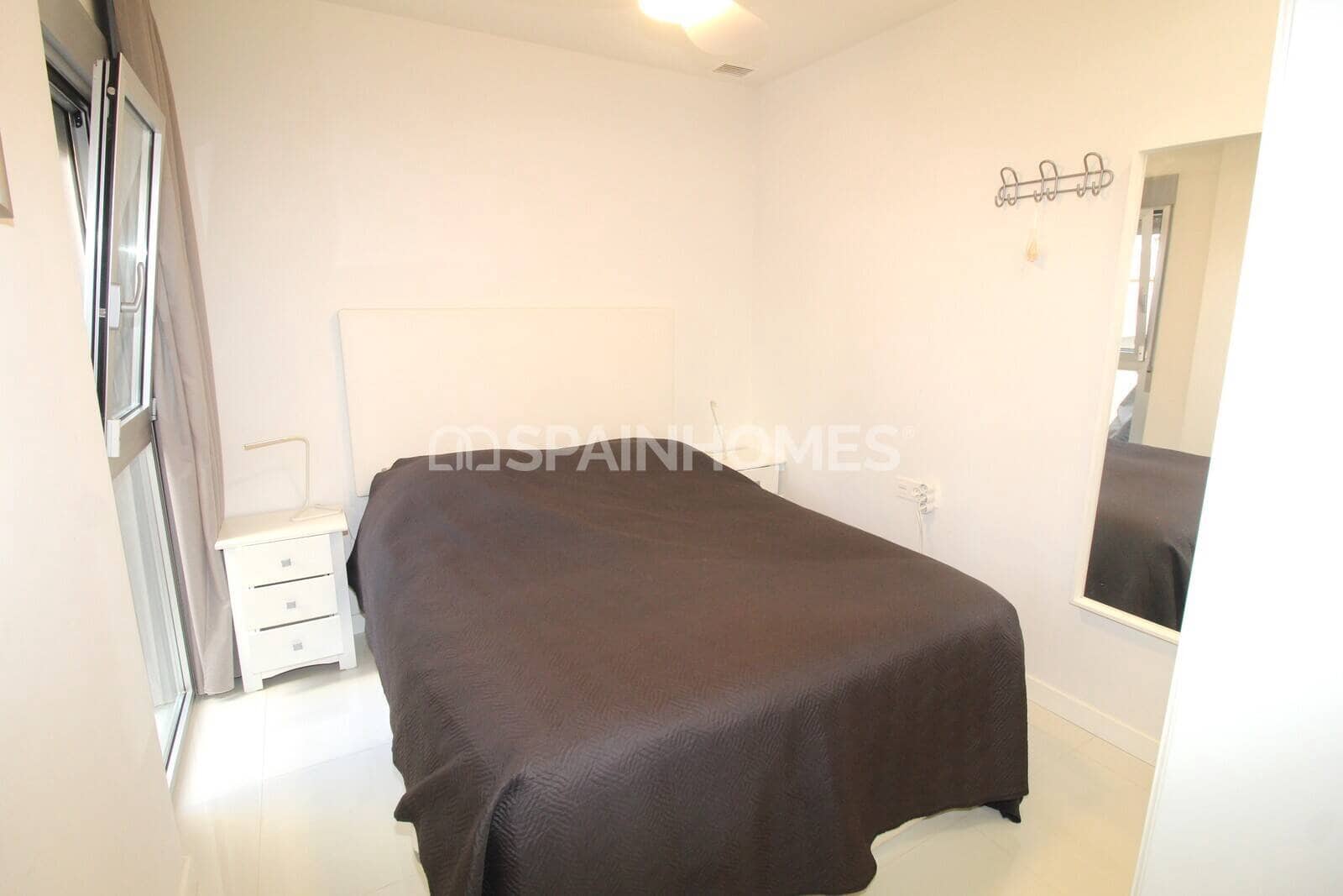 3 bedroom Flat for sale in La Zenia with pool - € 315,000 (Ref: 9735179)