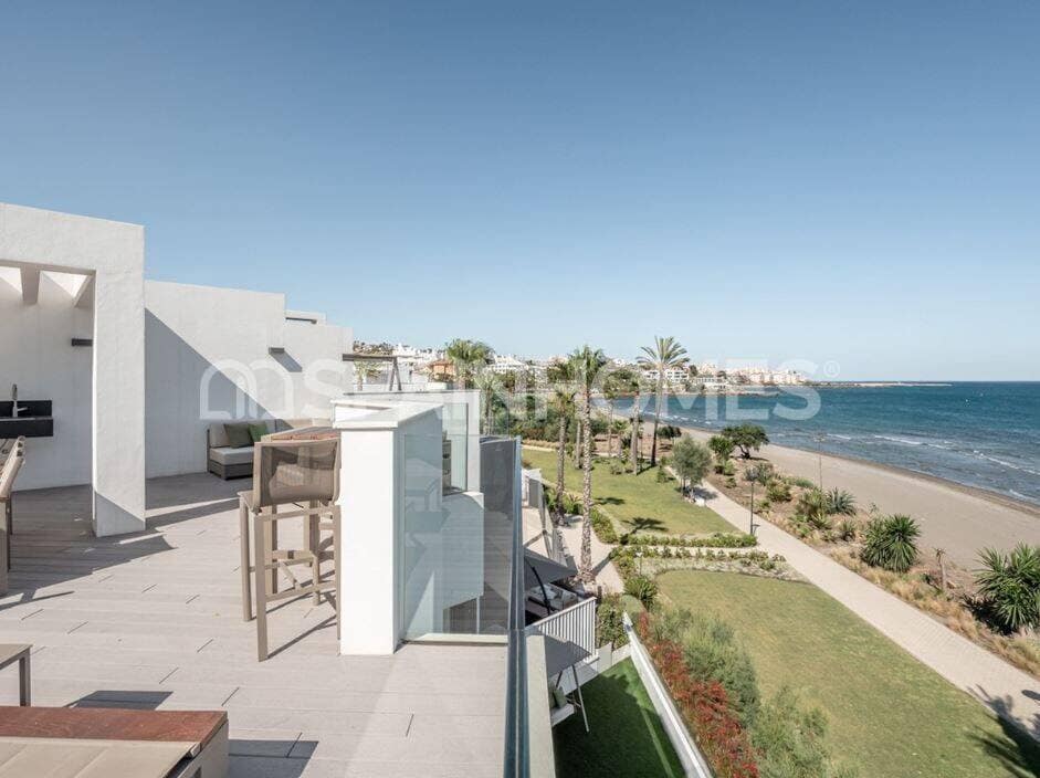 3 sovrum Villa till salu i Estepona med pool - 3 450 000 € (Ref: 9735183)