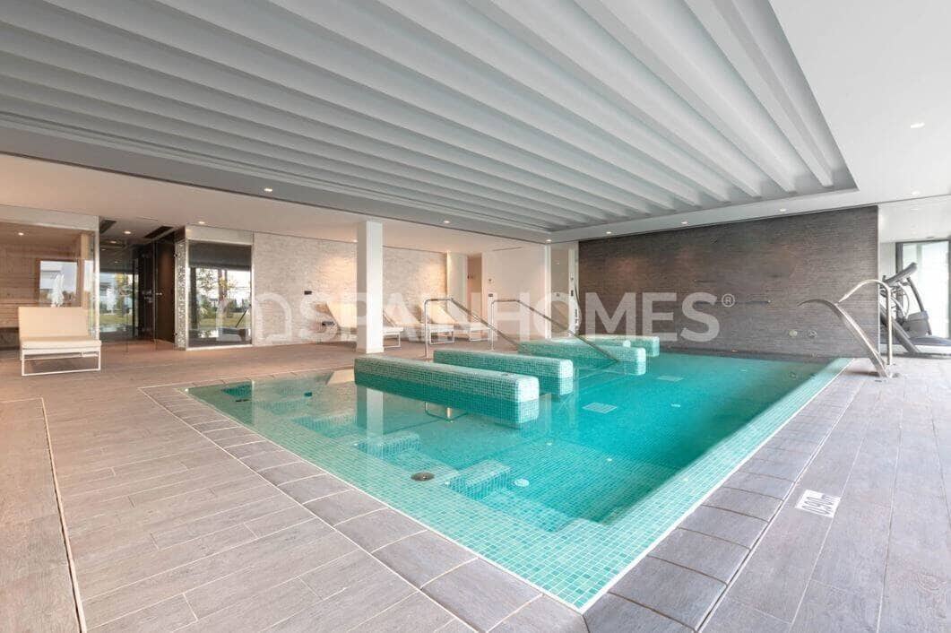 3 sovrum Villa till salu i Estepona med pool - 3 450 000 € (Ref: 9735183)