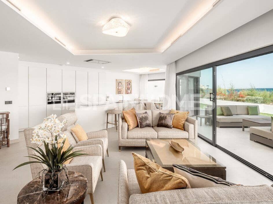 3 sovrum Villa till salu i Estepona med pool - 3 450 000 € (Ref: 9735183)