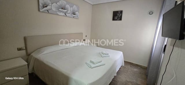 Piso de 3 habitaciones en Puerto Deportivo, Torrevieja en venta - 195.000 € (Ref: 9735184)