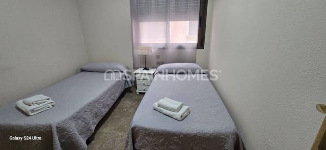 Piso de 3 habitaciones en Puerto Deportivo, Torrevieja en venta - 195.000 € (Ref: 9735184)