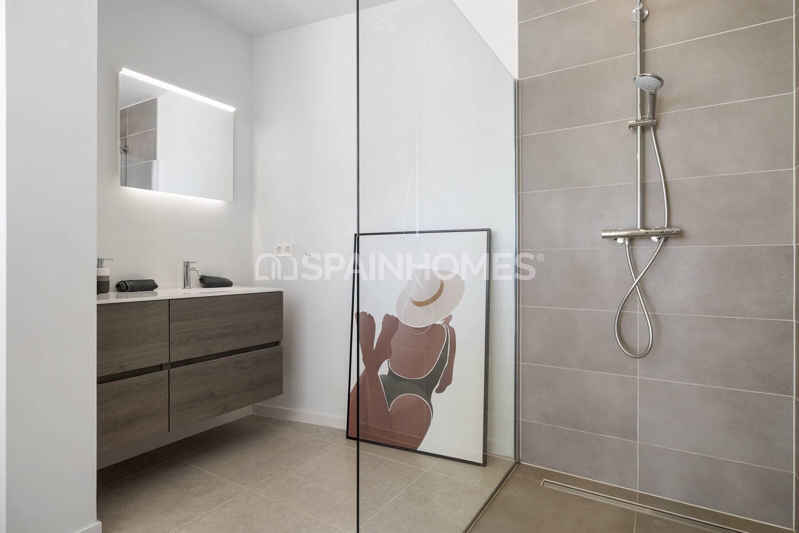 5 bedroom Villa for sale in Benahavis with pool - € 4,950,000 (Ref: 9735185)