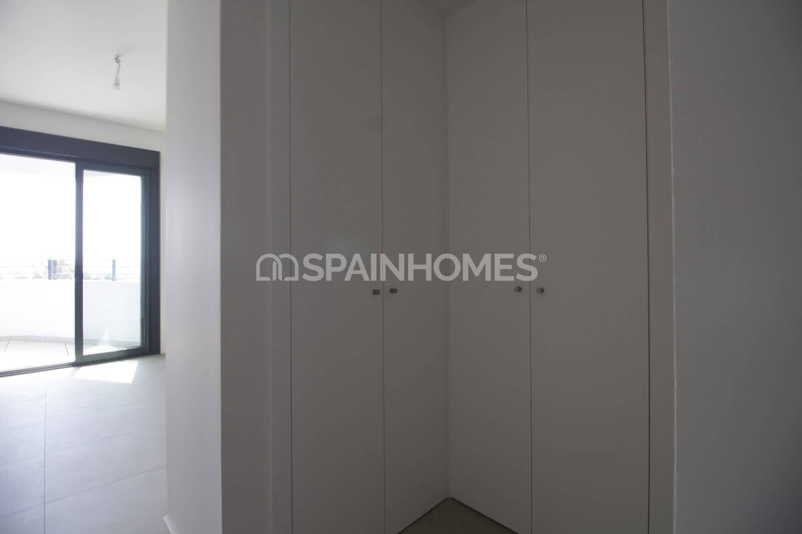 4 bedroom Flat for sale in Torremolinos with pool - € 1,450,000 (Ref: 9735186)