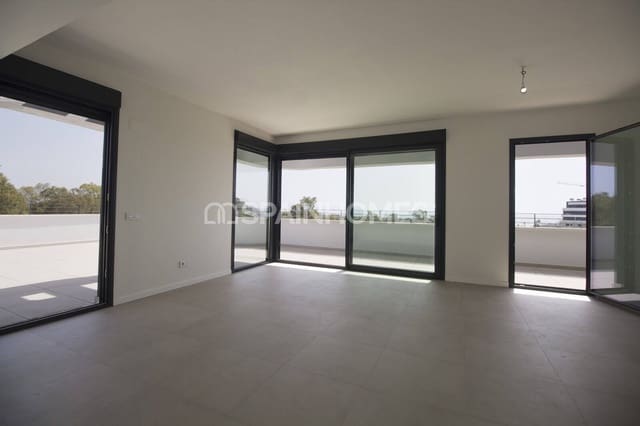 4 bedroom Flat for sale in Torremolinos with pool - € 1,450,000 (Ref: 9735186)