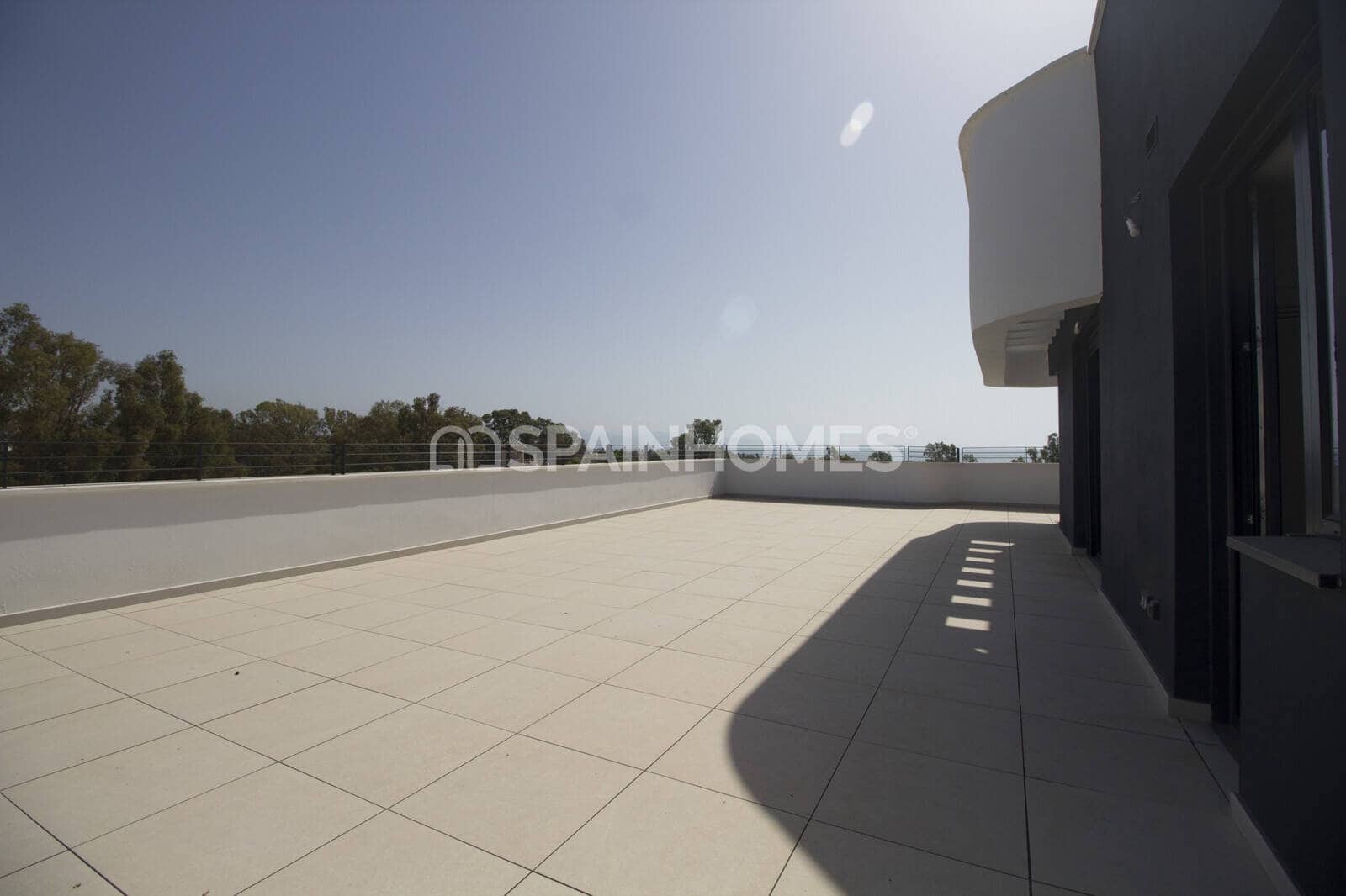 4 bedroom Flat for sale in Torremolinos with pool - € 1,450,000 (Ref: 9735186)