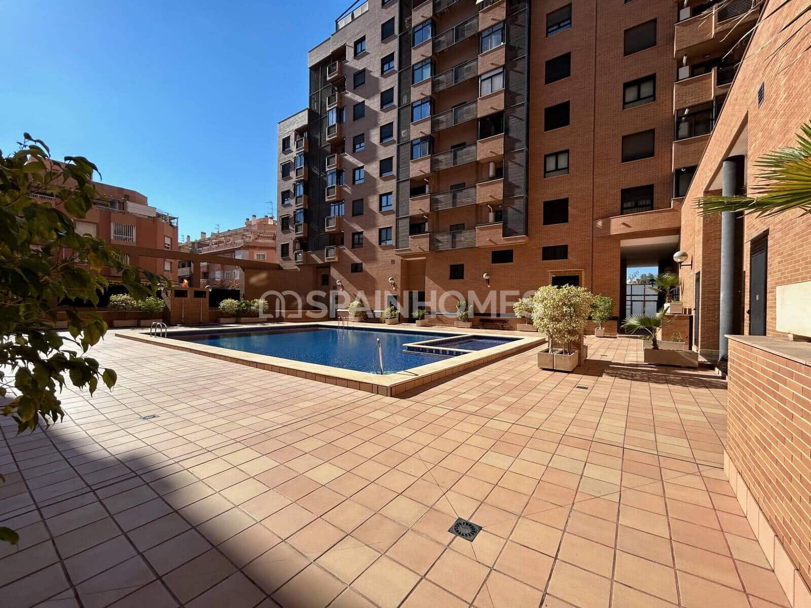 1 chambre Appartement à vendre à Alicante ville avec piscine - 250 000 € (Ref: 9735187)