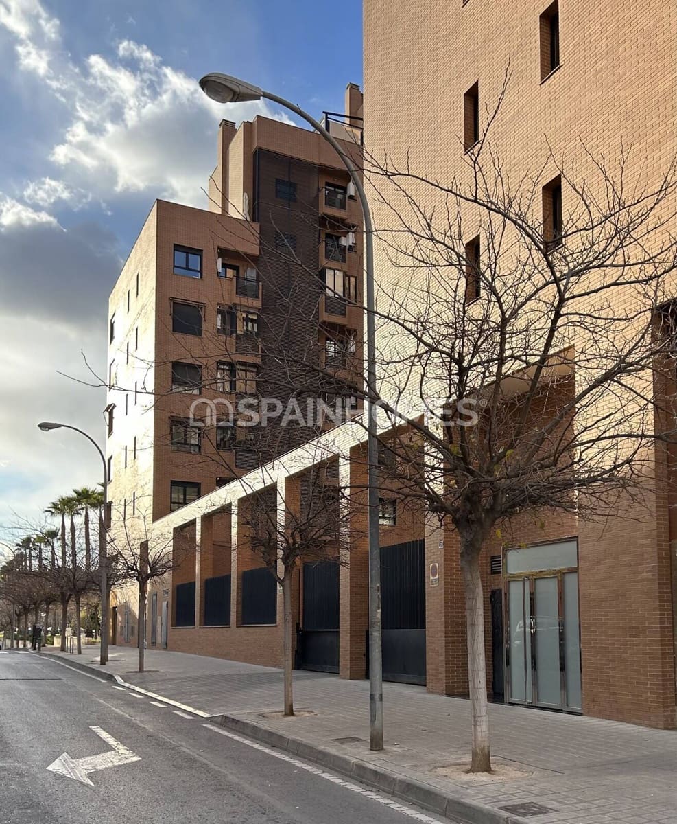 1 soveværelse Lejlighed til salg i Alicante by med swimmingpool - € 290.000 (Ref: 9735187)