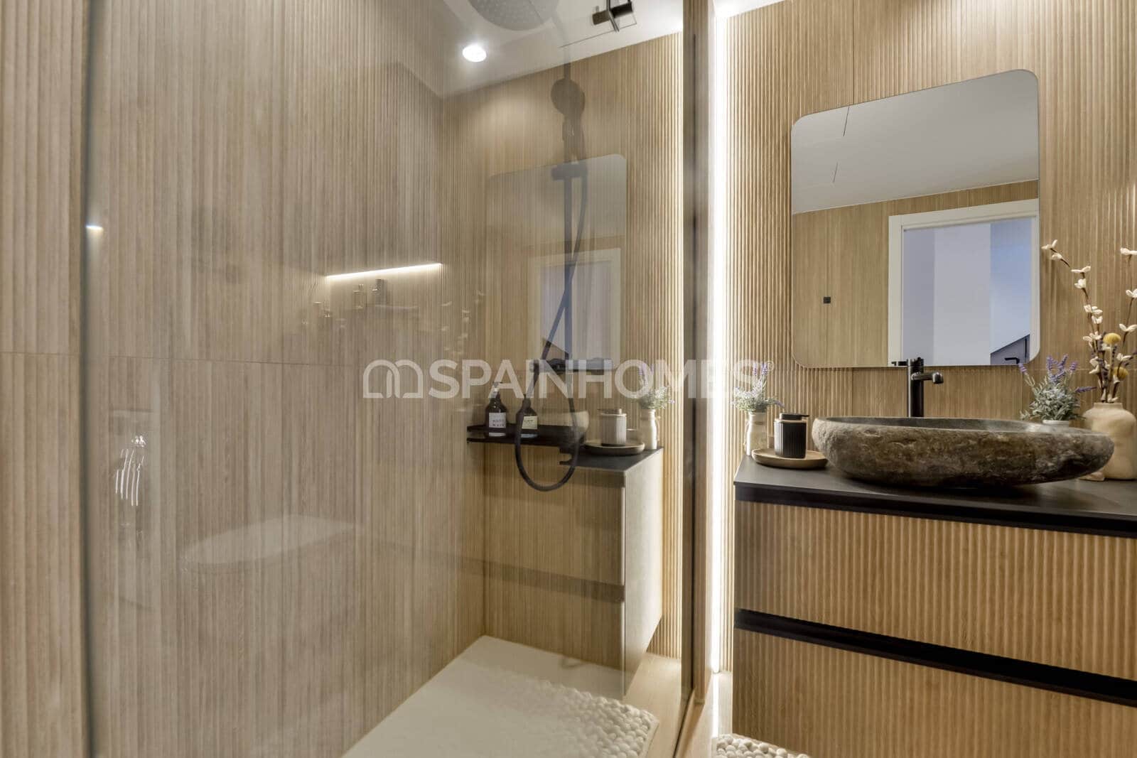 4 bedroom Flat for sale in Altea with pool - € 599,000 (Ref: 9735188)