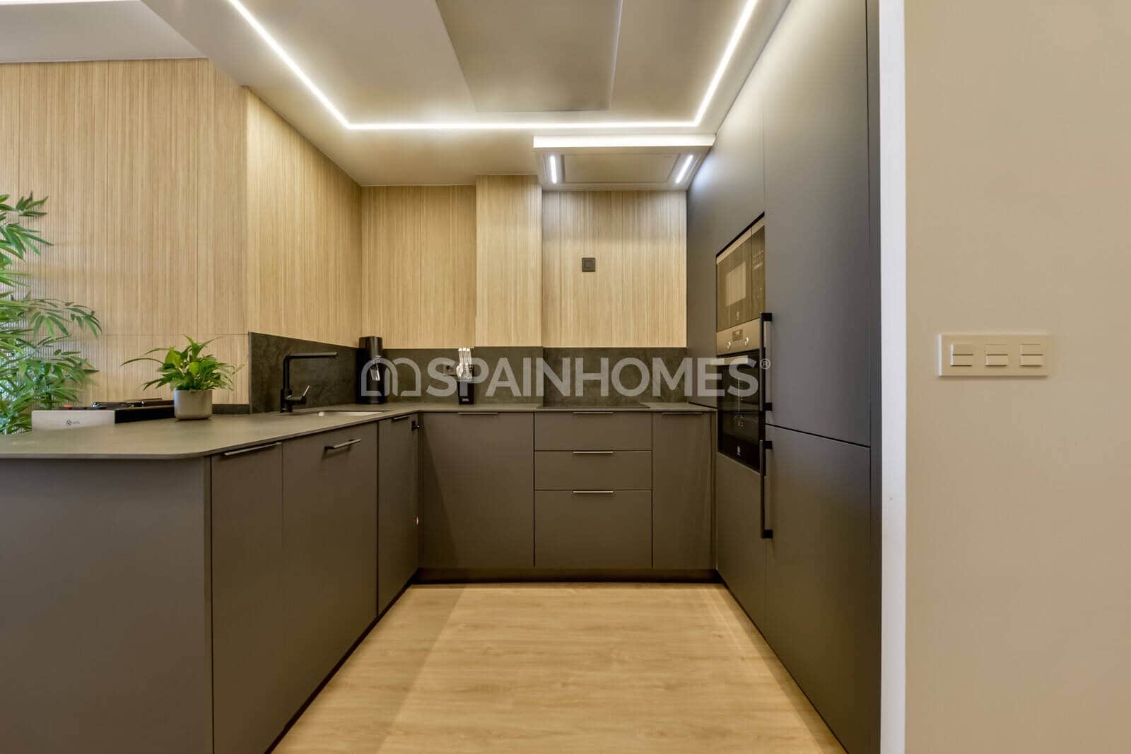 4 bedroom Flat for sale in Altea with pool - € 599,000 (Ref: 9735188)