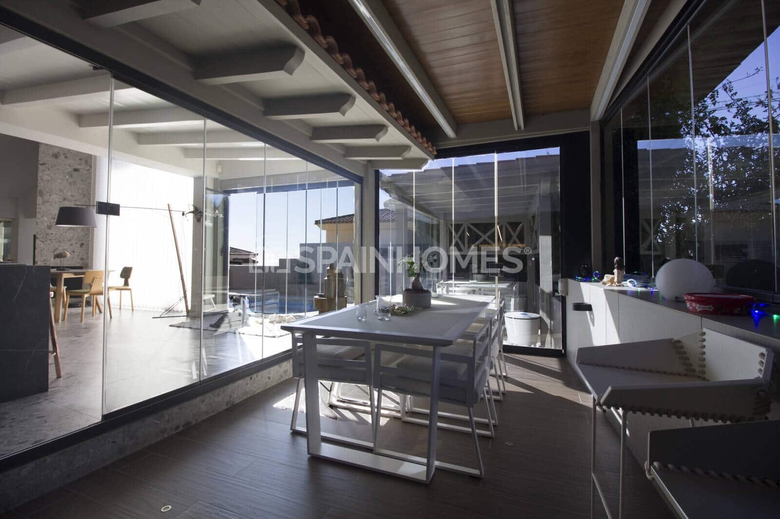 3 bedroom Villa for sale in La Capellania with pool - € 1,395,000 (Ref: 9735189)