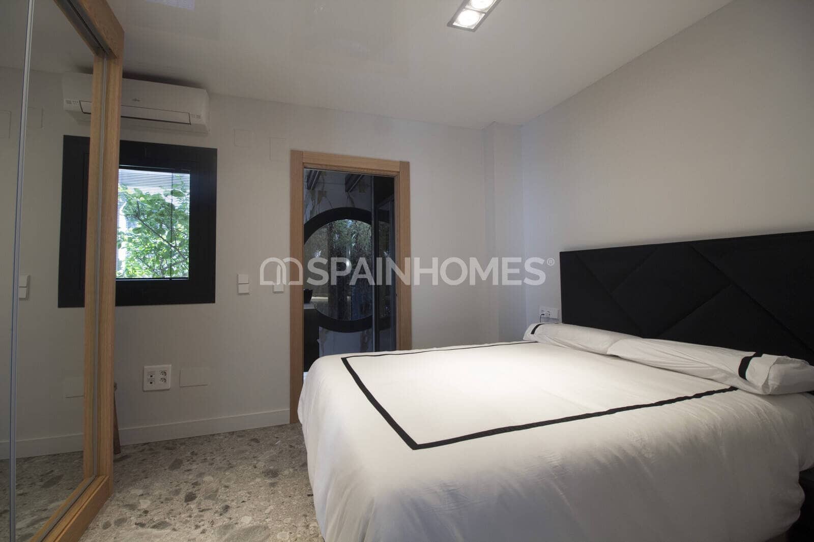 3 bedroom Villa for sale in La Capellania with pool - € 1,395,000 (Ref: 9735189)