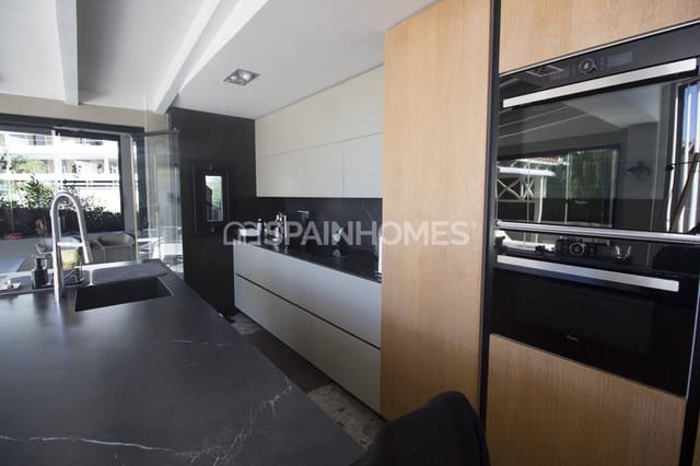 3 soveværelse Villa til salg i La Capellania, Benalmádena med swimmingpool - € 1.395.000 (Ref: 9735189)