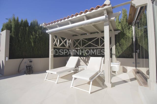 3 soveværelse Villa til salg i La Capellania, Benalmádena med swimmingpool - € 1.395.000 (Ref: 9735189)