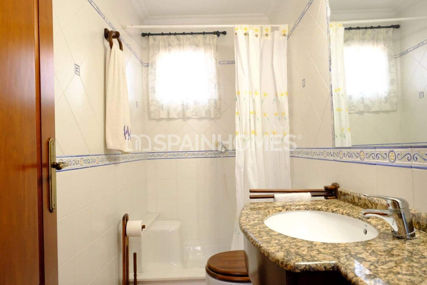 5 bedroom Villa for sale in Orihuela with pool - € 675,000 (Ref: 9735190)