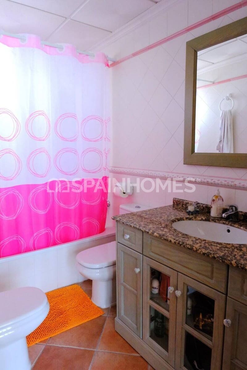 5 bedroom Villa for sale in Orihuela with pool - € 675,000 (Ref: 9735190)