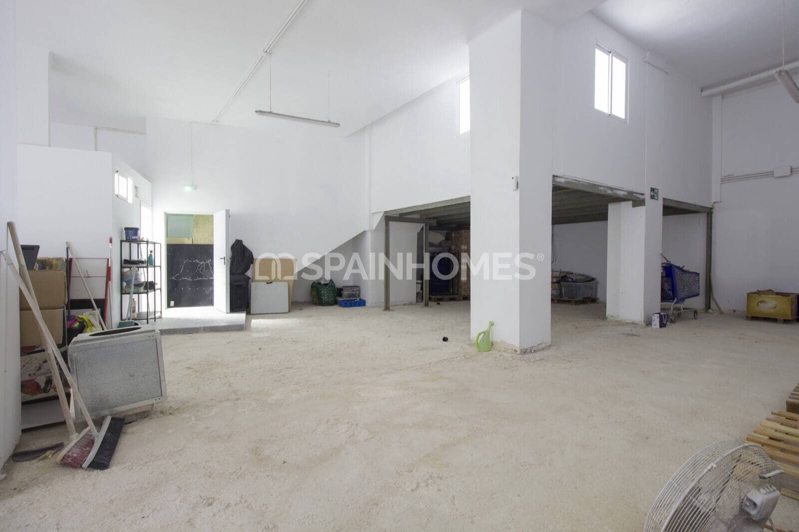 1 bedroom Commercial for sale in Torremolinos - € 350,000 (Ref: 9735191)