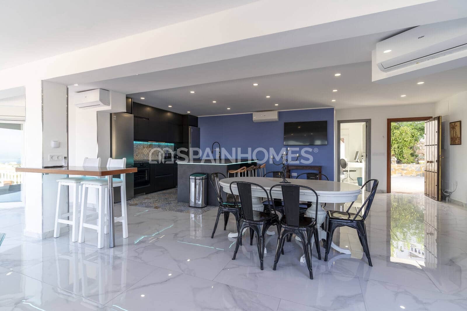 7 sovrum Villa till salu i Benalmadena med pool - 1 575 000 € (Ref: 9735192)