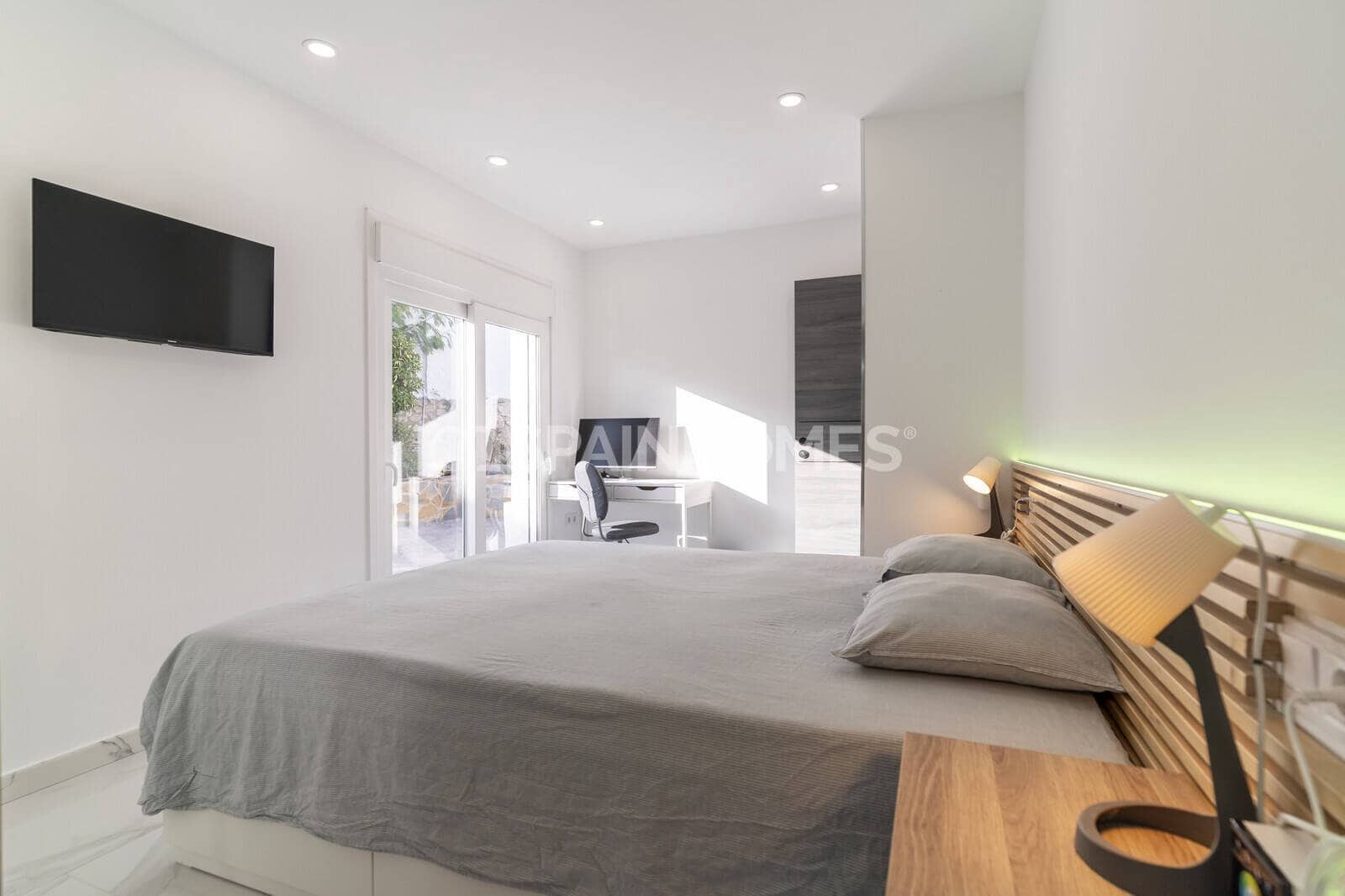 7 sovrum Villa till salu i Benalmadena med pool - 1 575 000 € (Ref: 9735192)