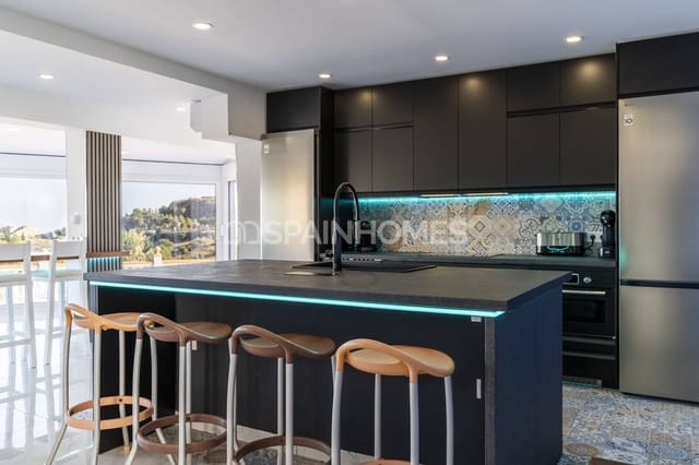 7 soverom Villa til salgs i Montealto - Monterrey, Benalmádena med svømmebasseng garasje - € 1 575 000 (Ref: 9735192)