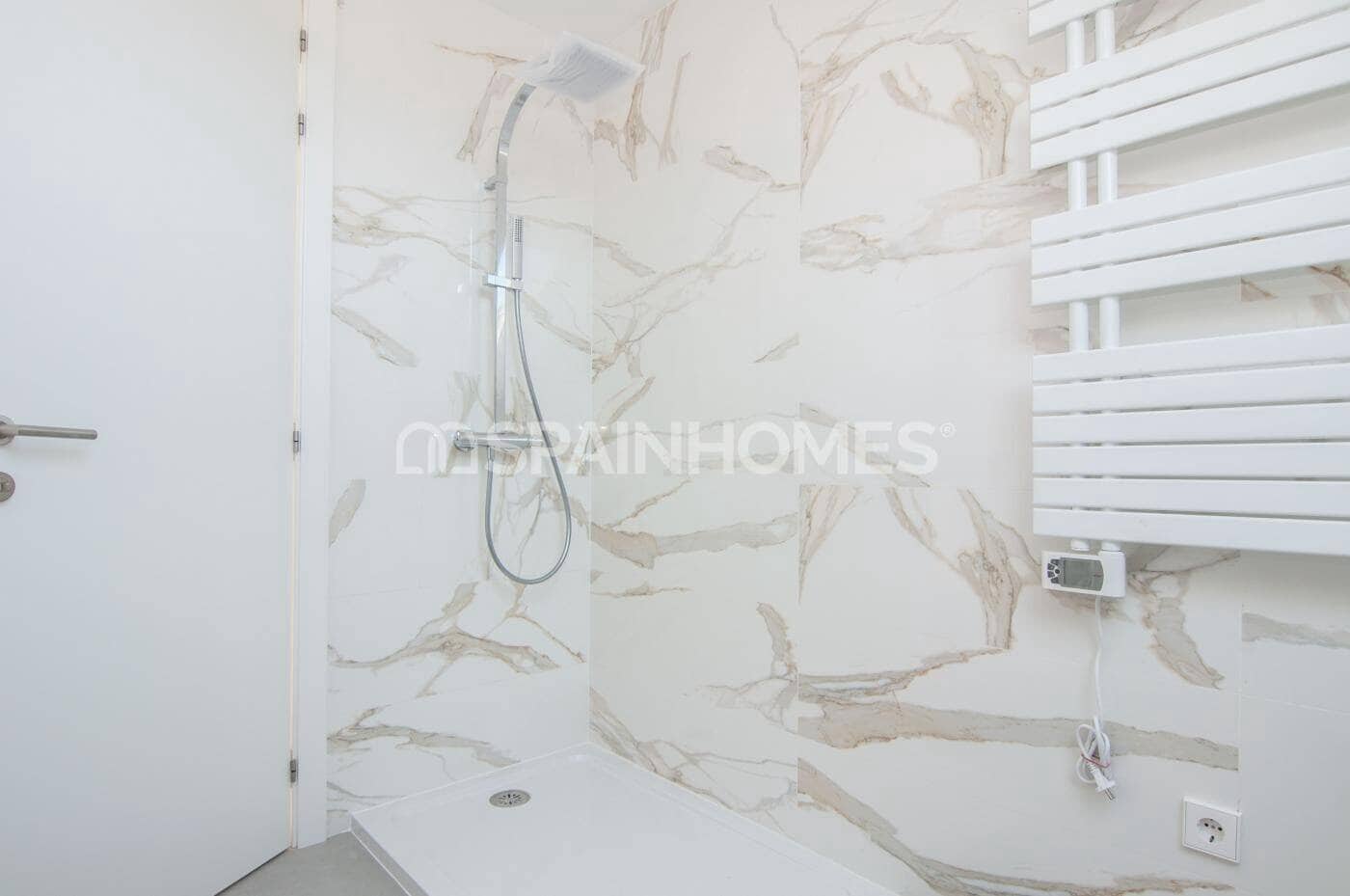 3 makuuhuone Asunto myytävänä paikassa Fuengirola mukana uima-altaan - 765 000 € (Ref: 9735194)