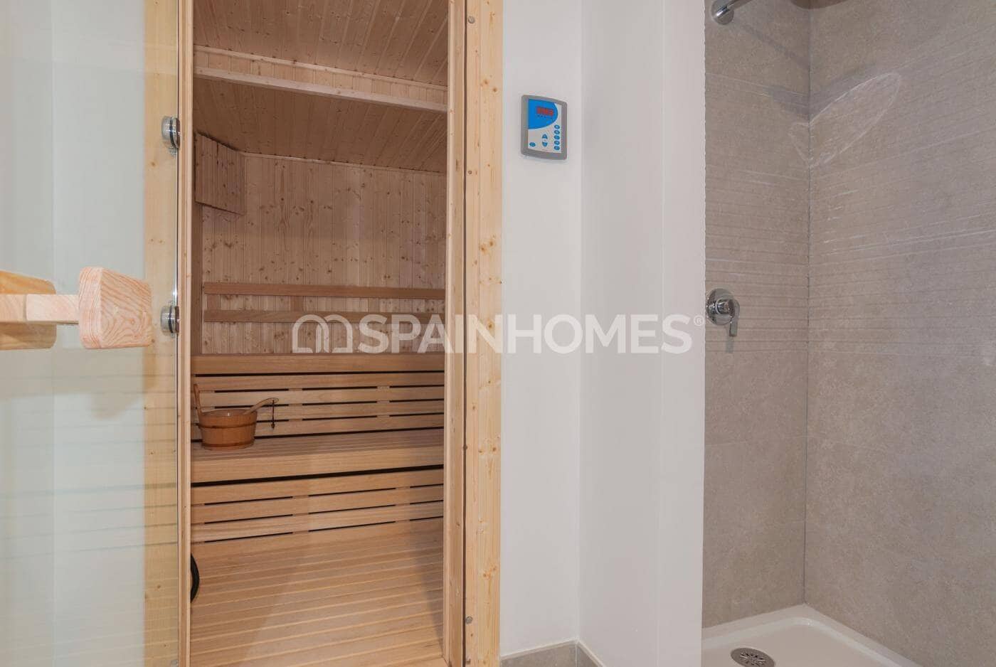 3 makuuhuone Asunto myytävänä paikassa Fuengirola mukana uima-altaan - 765 000 € (Ref: 9735194)