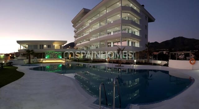 3 soveværelse Lejlighed til salg i Torreblanca, Fuengirola med swimmingpool garage - € 765.000 (Ref: 9735194)